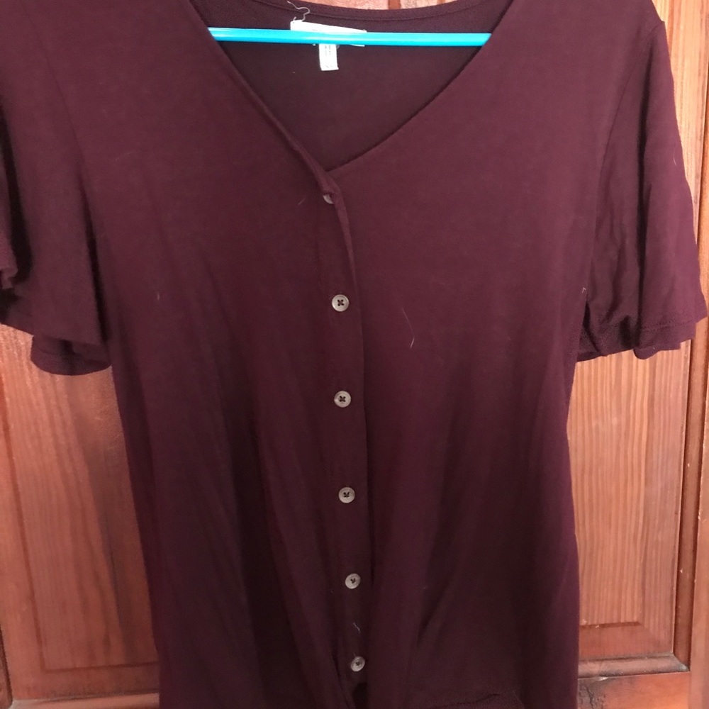 Maurice’s button tie shirt